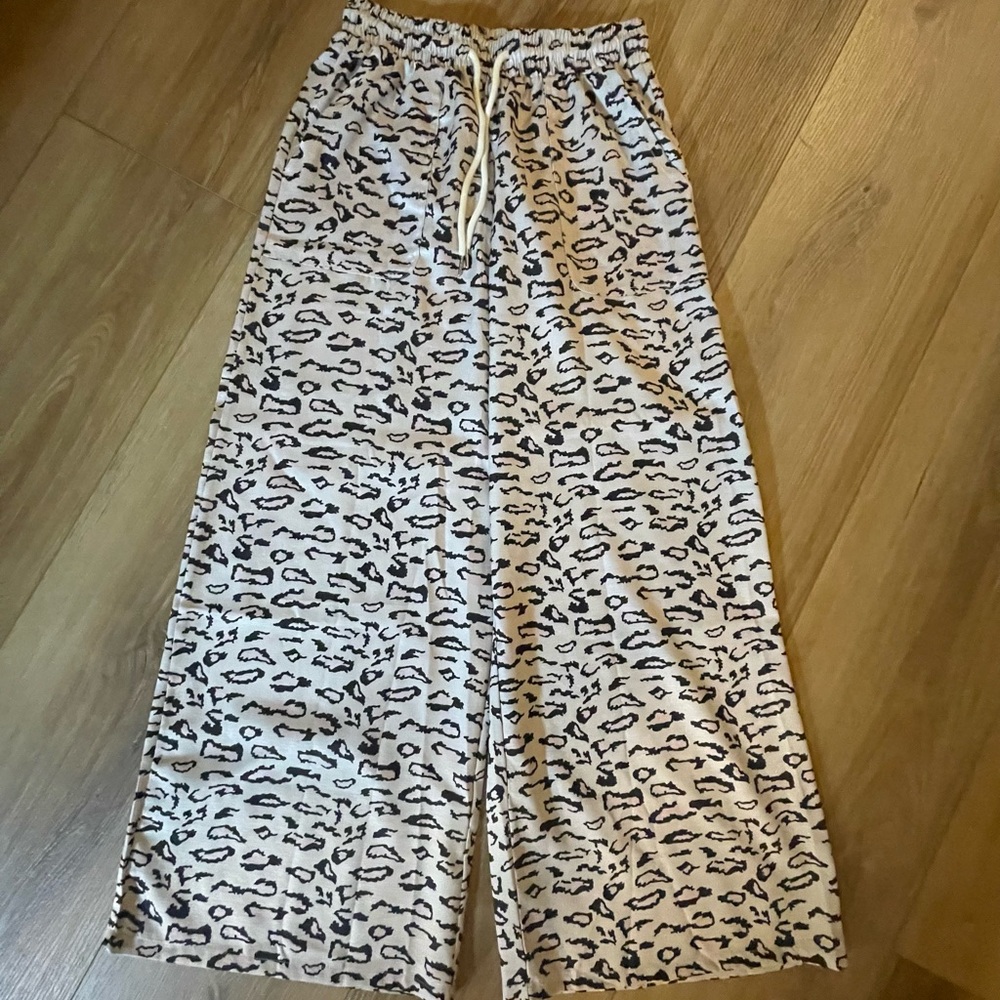 Boutique Leopard Print Pants